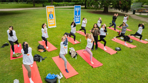 Drohnenaufnahmen Gruppenfoto Mitarbeiter
